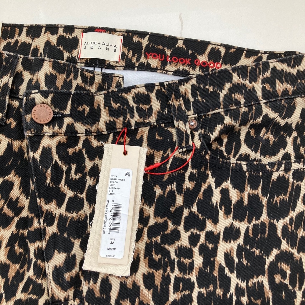 ALICE + OLIVIA High-Rise Straight Leg Jeans - Picture 6 of 11
